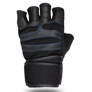 Gants de fitness personnalisés de haute qualité pour la musculation en salle de sport, avec sangles de poignet respirantes, en cuir durable - Product Image 4