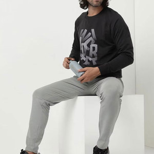 Sweat-shirt classique en coton pour homme avec bordure côtelée, idéal pour les tenues décontractées et un usage régulier - Product Image 5