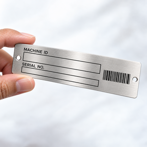 Placa de Identificación de Metal Personalizada para Equipos Industriales con Número de Serie del Modelo del Fabricante - Product Image 2