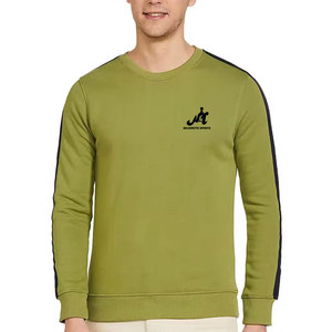 Vêtements de haute performance respirants pour hommes, sweat-shirt coupe classique, tissu chaud, confort élevé, en vente en ligne - Product Image 1