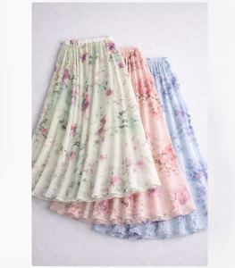 Faldas plisadas de poliéster OEM ODM Fabricante de ropa en Vietnam Ropa de mujer Ropa personalizada Ropa al por mayor - Product Image 1