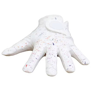 Equipo de Entrenamiento Deportivo Avanzado Diseñado para el Rendimiento al Aire Libre con Guantes de Golf para un Control Preciso del Swing - Product Image 5