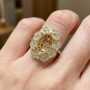 Bague de fiançailles classique en or blanc massif 14 carats, diamant naturel de forme ovale, de haute qualité et précieuse, pour femme. - Product Image 2