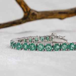 Pulsera de esmeraldas naturales en plata de ley, joyería elegante con gemas verdes, regalo para mujer, joyería de lujo. - Product Image 3