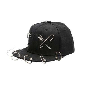 หมวกแก๊ปแฟชั่นฮิปฮอปสไตล์ร็อคคุณภาพสูง TANAZAINRA  ตกแต่งด้วยโซ่เจาะแบบสร้างสรรค์  ทรงแบน  สำหรับผู้ใหญ่  ยูนิเซ็กส์  100% - Product Image 6