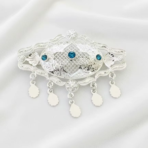 MOLL JEWELLERS - Joyería Vintage Chapada en Oro, Aleación Hecha a Mano, Ecológica, Impermeable, Elegante, con Brillantina, Mini Animales, Borlas y Flores - Product Image 1