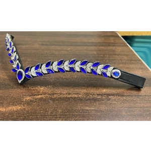 LLT - Diadema para Caballo en Forma de V con Cristales Azules y Transparentes, Cuero Negro con Pedrería, Cómoda y Duradera, Decoración para Caballo en 4 Tamaños - Product Image 2