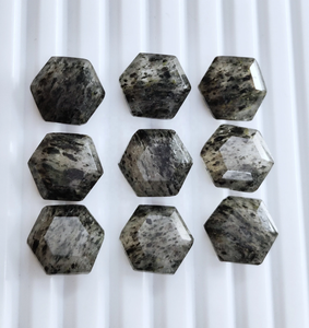 Cuarzo rutilado negro AAA facetado hexagonal, piedra suelta de 12*12 mm, GEMA 100% NATURAL para la fabricación de joyas a precio de mayoreo. - Product Image 2
