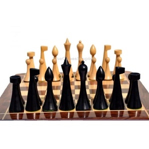 Juego de Ajedrez de Madera Moderno Hecho a Mano, Diseño de Arte Abstracto, Tablero de Ajedrez de Madera de Lujo, Piezas de Alta Calidad, Juego de Ajedrez Contemporáneo - Product Image 1