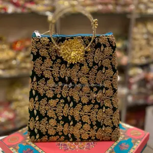 กระเป๋าถือปักลาย Zari สีทองแบบสะดุดตา,กระเป๋าถือพร้อมงาน Gota และหูหิ้วสำหรับผู้หญิงงานแต่งงาน