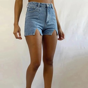 Shorts de mezclilla de cintura alta para mujer, con abertura asimétrica, estilo casual de verano, tela de algodón lavado a la piedra, corte ajustado, 300g, color liso. - Product Image 6