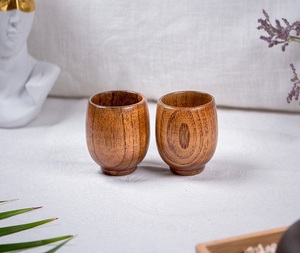 Petite tasse en bois massif à grain naturel, faite à la main, pour thé, café, bière, dessert - Écologique - Product Image 6