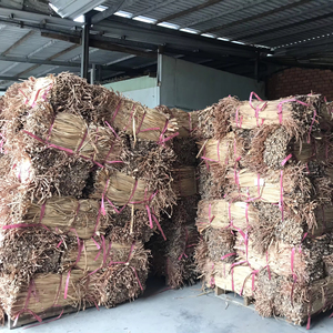 ตะกร้าเก็บของสานจากผักตบชวาหลากสีสัน พร้อมเชือกฝ้ายถักเกลียวจากผักตบชวาแห้ง ส่งตรงจากคุณลิลี่ - Product Image 1