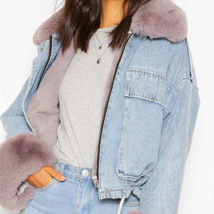 Chaquetas Vaqueras de Mezclilla para Mujer con Logotipo de Marca Personalizado, Chaqueta Vaquera Azul Lavada con Solapa y Detalle Brillante en la Espalda, Hecha en Pakistán - Product Image 1