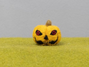 Lot de décorations suspendues d'Halloween effrayantes en feutre aiguilleté : ornements de citrouille répulsifs, idéal pour offrir - Product Image 5