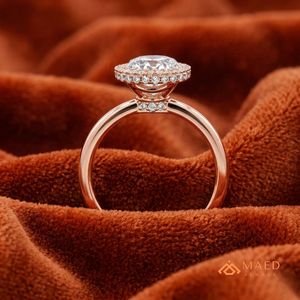 แหวนหมั้นเพชรโมอิสซาไนต์ทรงกลม 14K โรสโกลด์ ประดับเพชรแบบพาเว่ แหวนแต่งงานสุดหรู ของขวัญสำหรับเจ้าสาว - Product Image 4