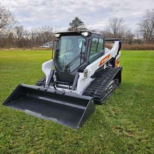 Cargadora de orugas Bobcat T66 de gran venta con motor diésel Perkins, caja de cambios de alta eficiencia operativa y PLC - Product Image 4