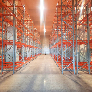 ระบบจัดเก็บแบบชั้นวางสองชั้น ช่วยเพิ่มพื้นที่จัดเก็บโดยลดทางเดินระหว่างชั้นวาง พร้อมรักษาประสิทธิภาพการจัดการพาเลท - Product Image 2