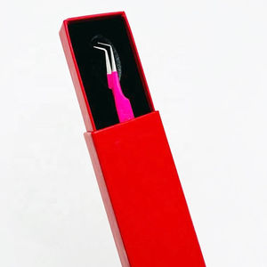 MAHFOOZ INSTRUMENTS Pince à épiler pour extensions de cils en acier inoxydable massif, gravée, rose vif et argentée, lisse et personnalisée - Product Image 1