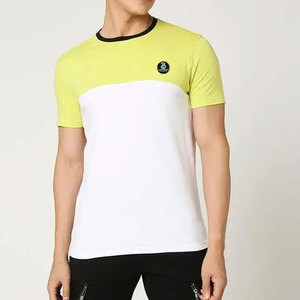 Camisetas de hombre a la moda con tela premium, corte elegante y tacto cómodo para looks urbanos y casuales. - Product Image 1