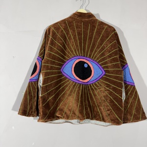 Veste en velours marron brodée – Manteau bohème fait main pour festival, vêtement d'extérieur artistique, style bohème unique - Product Image 4
