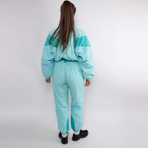 Combinaison de ski pour femme, bleu clair, à blocs de couleur, avec col montant et taille ceinturée, imperméable, une pièce, pour la neige - Product Image 2