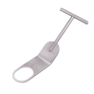 Rétracteur manuel de qualité supérieure à poignée en T Fukuda, instrument chirurgical pour une rétraction précise des tissus dans les procédures orthopédiques générales - Product Image 3