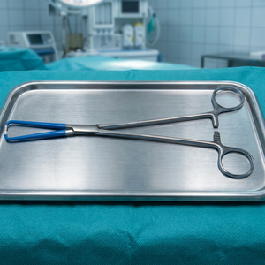 คีมจับ Tenaculum Forceps สำหรับผ่าตัด ทำจากเหล็กกล้าไร้สนิม ปลายแหลมคม ได้รับการรับรองมาตรฐาน CE ระดับ Class I สำหรับใช้ในห้องผ่าตัด โดย zuol - Product Image 3