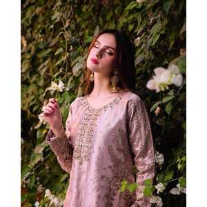 Ensemble de costume de fête XL avec broderie de fil et de paillettes - Product Image 4