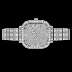 Montre pour femme en argent, forme coussin, sertie de diamants, cadran pavé de luxe, bracelet en cristal, montre-bracelet scintillante et élégante - Product Image 2