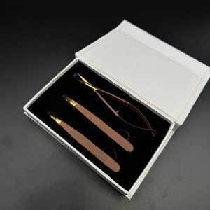 Meilleures ventes : Ensemble de pinces à sourcils biseautées et pointues en acier inoxydable léger pour une coupe de précision - Product Image 1