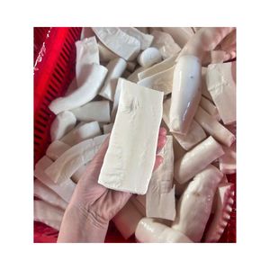 Yuca Congelada en Mitades al por Mayor, Raíz de Tapioca IQF de Alta Calidad, Empaque de 1kg y 2kg, Venta Caliente en Supermercados y Minoristas - Product Image 1