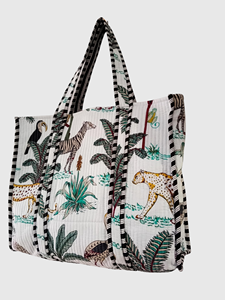 Bolso de lona acolchado con estampado de animales tropicales, estilo bohemio, parte superior abierta, para ir de compras, viajar, todas las estaciones - Product Image 1