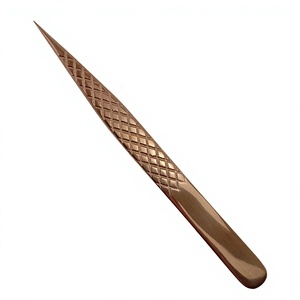 Pince à épiler pour extensions de cils TEEJAY Plasma Gold en acier inoxydable à pointe lisse, ensemble de 3 pièces avec étui magnétique et prise en main parfaite - Product Image 4