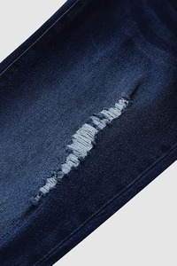 Jeans en denim déchiré pour femme - Coupe bootcut, taille mi-haute, longueur genou, style vintage pour un look décontracté et streetwear - Product Image 5
