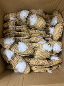 Wholesale Custom Water Hyacinth <b>Slippers</b> Water Hyacinth Beach Sandals Ladies Home <b>Slippers</b> Vietnam Supplier - Product Image 3