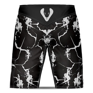 Shorts de combat MMA Black Thunder, shorts d'entraînement de Muay Thai, de kickboxing et de grappling pour hommes, design personnalisé - Product Image 4