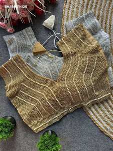 Colección de Blusas Indias Tradicionales de Seda Pesada Hechas a Mano con Perlas y Cristales, para Bodas, Exportador Indio - Product Image 2