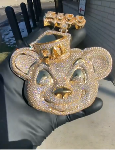 จี้การ์ตูนโมอิสซาไนต์ทรงเหลี่ยมเจียระไนแบบบริลเลียนท์ ชุบทอง 14K เงินแท้ 925  ความใส VVS  เครื่องประดับฮิปฮอป ของขวัญสำหรับเขา 'Iced Out' - Product Image 1