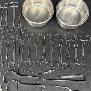Juego de Instrumentos Quirúrgicos Ortopédicos PISSCO, Kit de 39 Piezas para Cirugía Ortopédica - Product Image 4