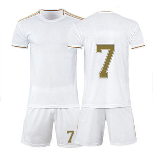 Uniforme de Voleibol con Impresión Digital Moderna por Sublimación, Tela Elástica y Corte Atlético, Ideal para Juegos de Verano y Ligas Juveniles - Product Image 6