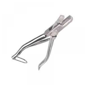 Coupe-oreilles vétérinaire robuste de 6 pouces en acier inoxydable forgé, petit modèle rectangulaire, réutilisable et réglable pour bovins/chèvres/porcs - Product Image 3