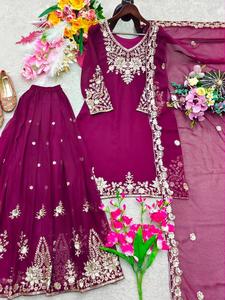 Conjunto Étnico de Tres Piezas: Kurti Premium de Georgette Completamente Cosido de Secado Rápido para Todas las Estaciones, Pantalones Sarara Acampanados y Dupatta a Juego - Product Image 4