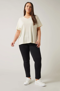 Camiseta de Mujer Holgada con Cuello en V, Manga Corta, Color Sólido, Tejido de Algodón, Informal, Transpirable, para Todas las Temporadas, OEM - Product Image 3