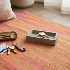 Modern Abstract Area <b>Rug</b> Rectangle Wool Polyester Hand Tufted Stain Resistant Low Pile Rubber Backing <b>Living</b> <b>Room</b> Use - Product Image 3