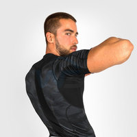 Rashguard MMA à manches courtes de haute qualité, meilleur matériau, couleur personnalisée, nouveau design, en vente.