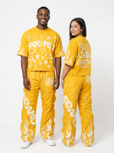 Conjunto de Sudadera Corta con Diseño Personalizado y Estampado de Llamas, Pantalones Deportivos, Ropa Deportiva Moderna - Product Image 2