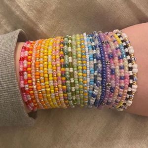 Handcrafted <b>Beaded</b> <b>Bracelet</b> <b>For</b> Women Daily Wear Wedding Gifting Customized Chic Wristband Adjustable Fashion Jewelry Accessory - Product Image 4