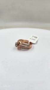 Bague en diamant cultivée en laboratoire pour les fêtes de mariage et les bijoux en diamant synthétiques élégants à la mode - Product Image 3