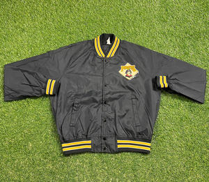 Personalizado de los hombres de gran tamaño chaquetas universitarias de satén liso bombardero bordado Logo a prueba de viento de cuello redondo de lana de mezclilla al por mayor empaquetado - Product Image 1